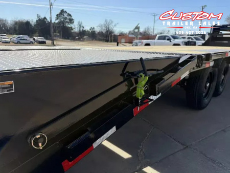 New #378595 2026 LOAD TRAIL GP 32 X 102 TANDEM AXLE LOW-PRO 14K GOOSENECK TRAILER W/ MAX RAMPS