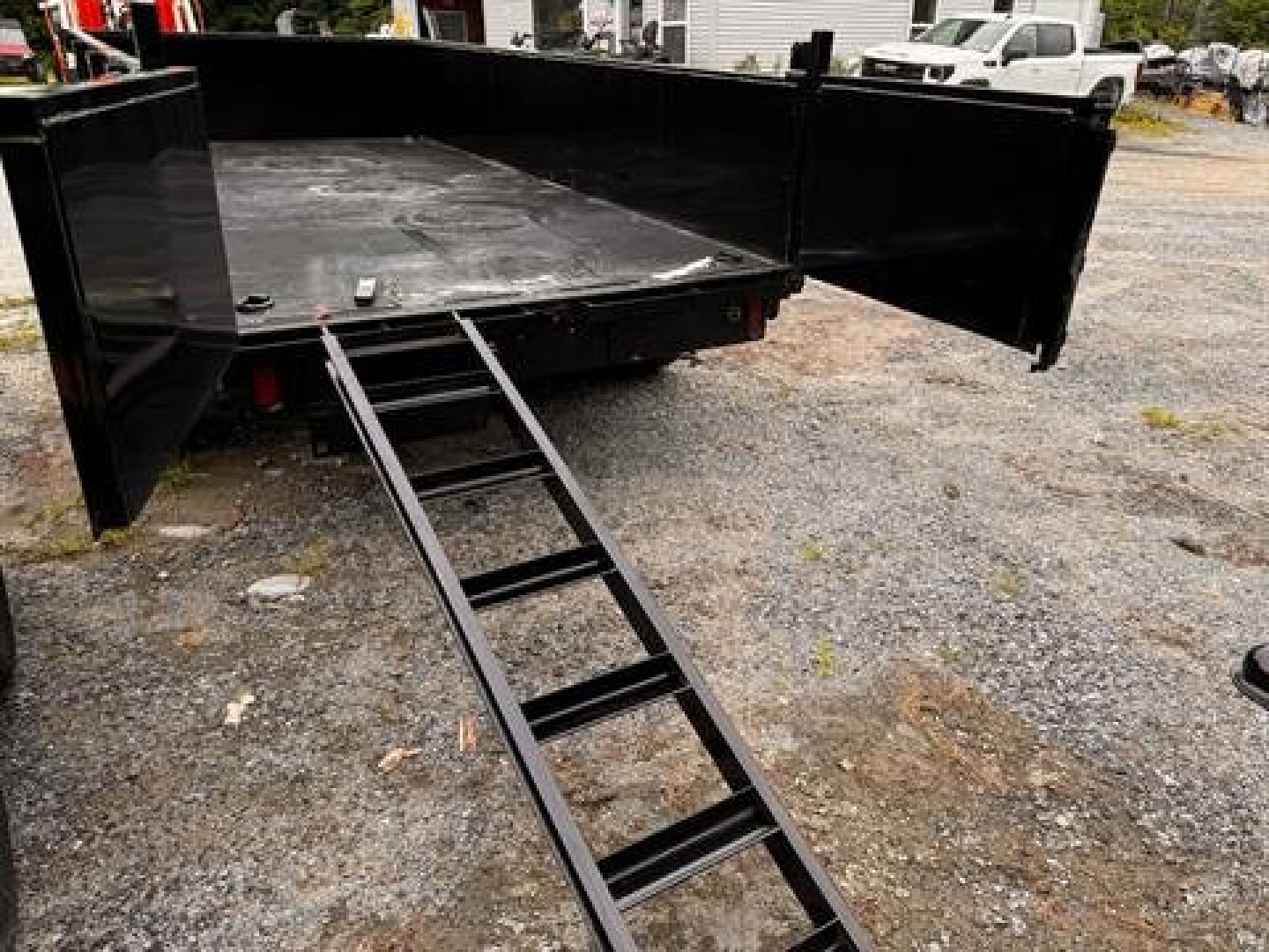 New 2025 Down2Earth 6' X 12' Dump 10k GVWR (DTE612DT5) for Sale