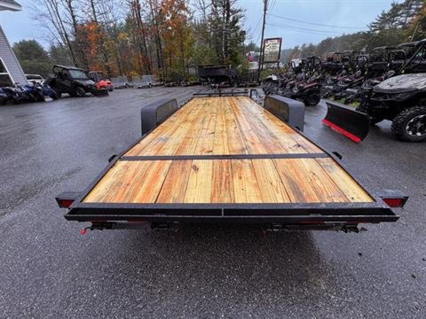 New 2025 Down2Earth 82X20 Car Hauler 10,000 LB GVRW (DTE8220WZH5.2B) for Sale