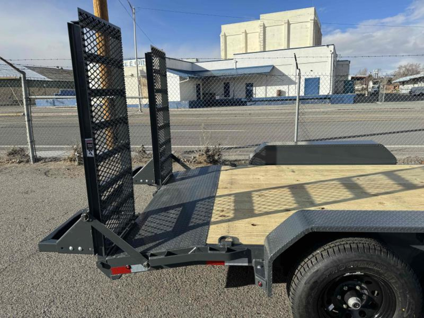 New 2024 Lamar 83" X 16' CC - 10k Car Hauler Equipment Trailer