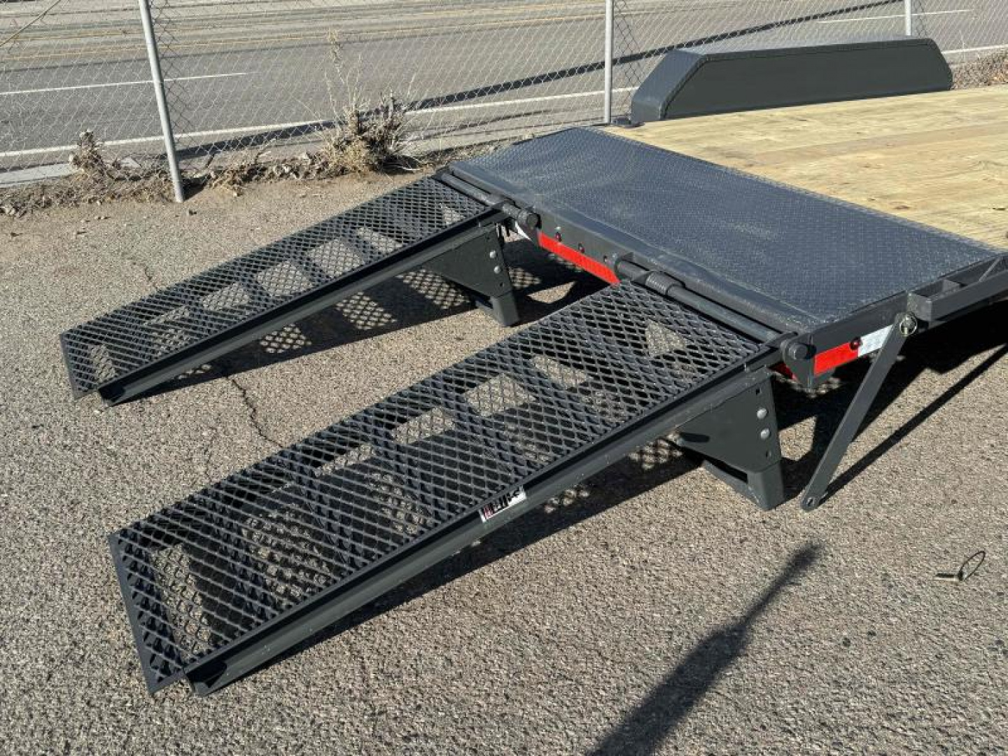 New 2024 Lamar 83" X 16' CC - 10k Car Hauler Equipment Trailer