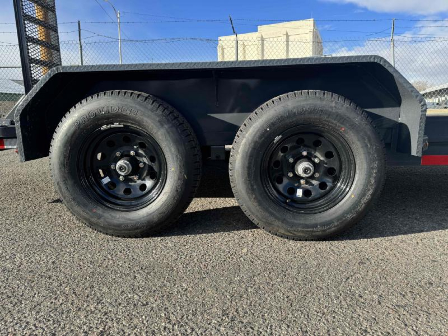 New 2024 Lamar 83" X 16' CC - 10k Car Hauler Equipment Trailer