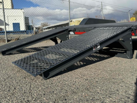 New 2024 Lamar 83" X 16' CC - 10k Car Hauler Equipment Trailer