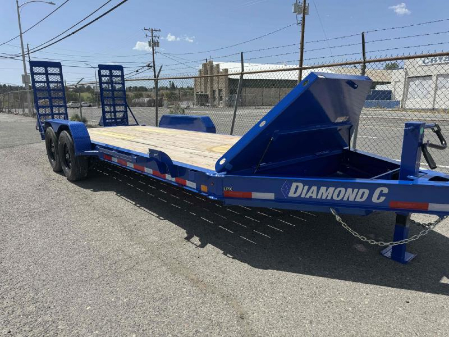 New 2024 Diamond C LPX 20' - 14.9K Low-profile Equipment Trailer