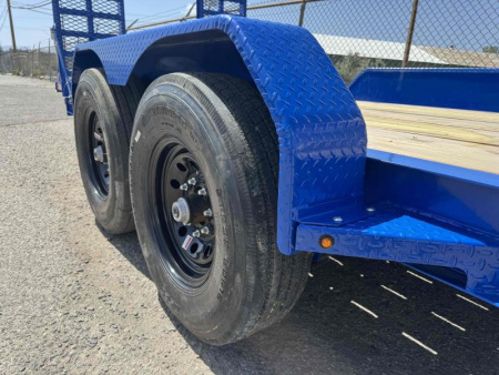 New 2024 Diamond C LPX 20' - 14.9K Low-profile Equipment Trailer