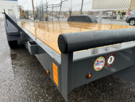 New 2025 Lamar 83" X 16' CE - 7K Car hauler Trailer