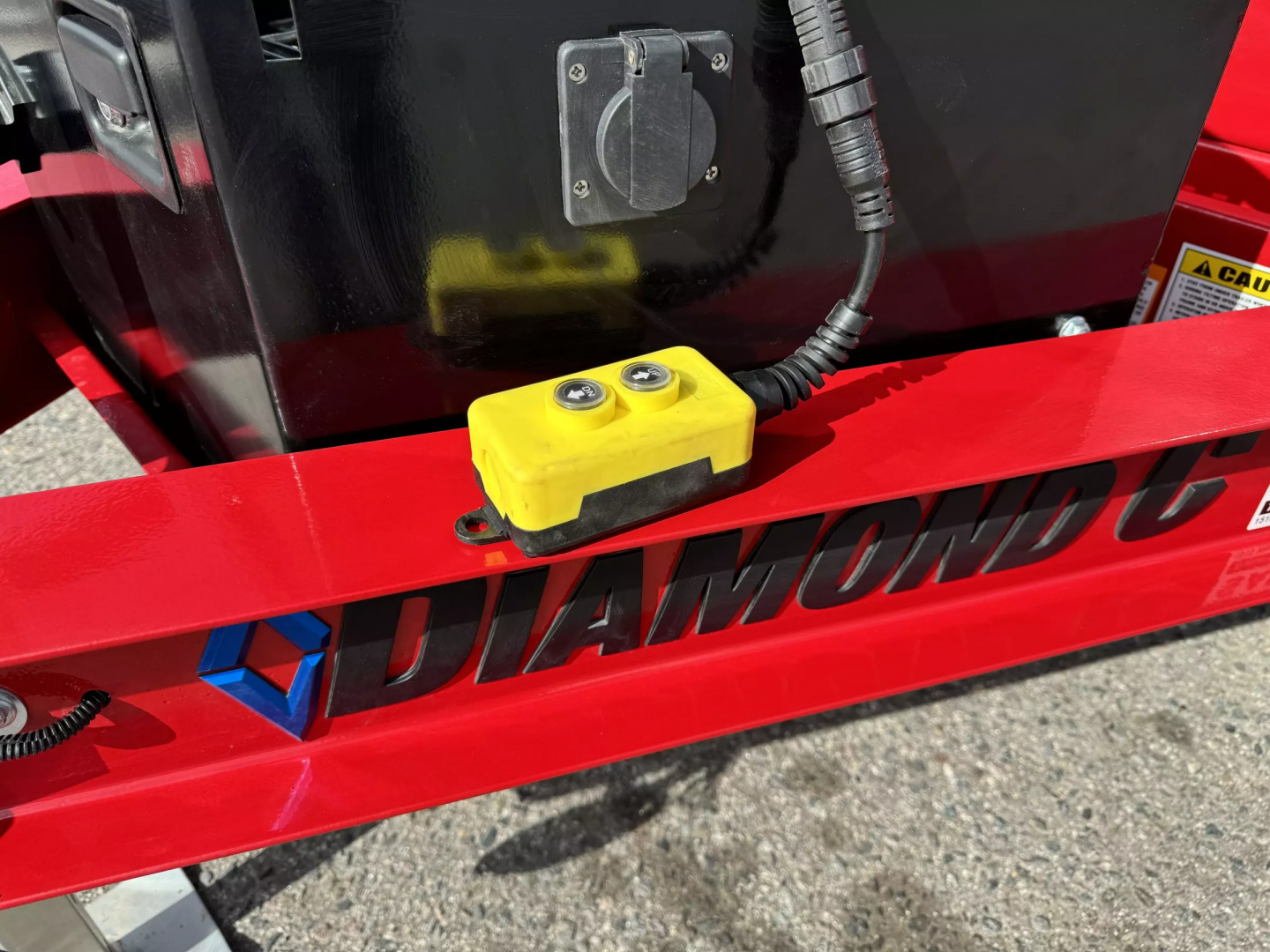 New 2025 Diamond C MDT 77"x12' - 10K Telescopic Dump Trailer