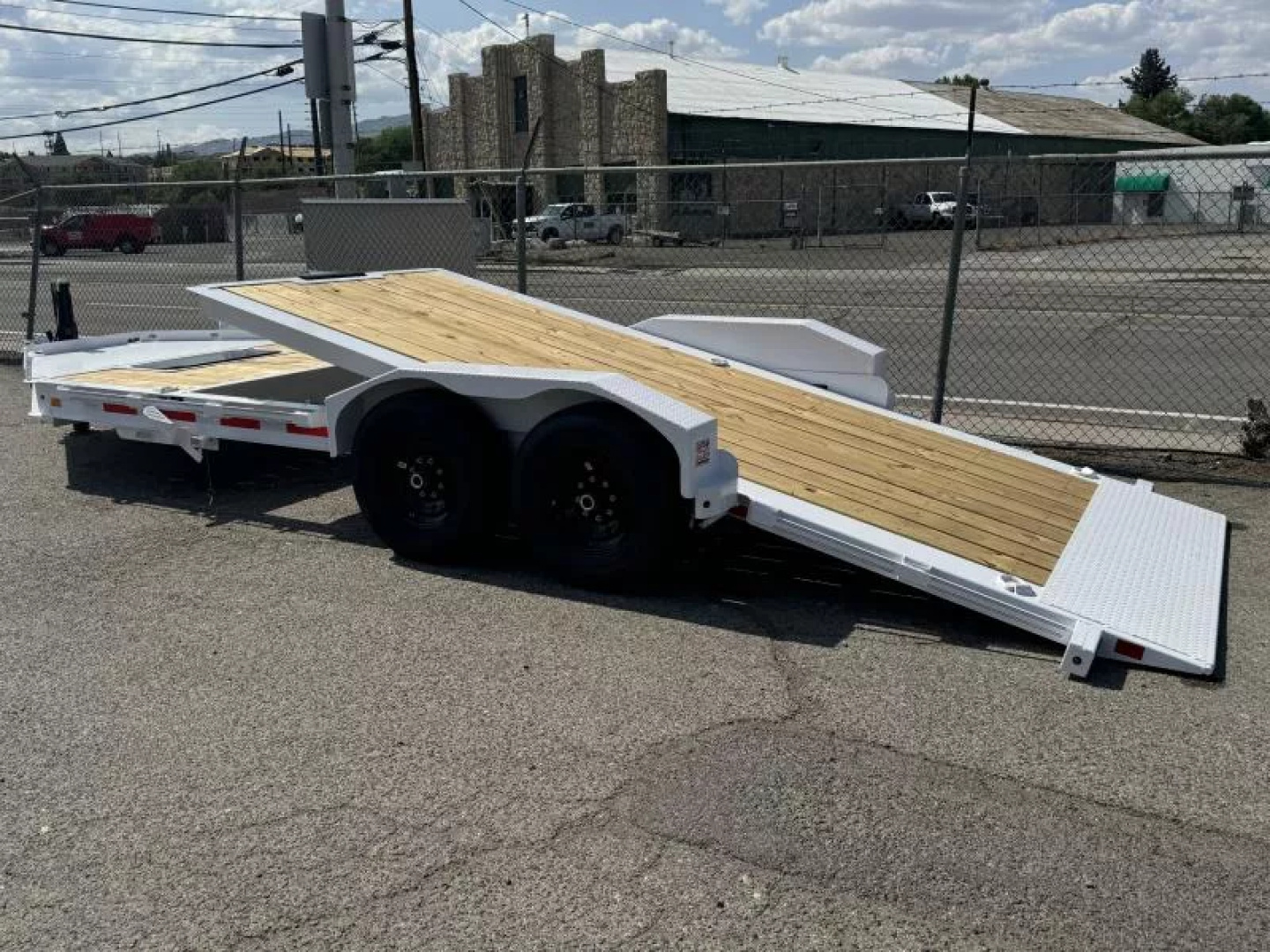 New 2025 Diamond C HDT 20' - 14.9K Equipment Tilt Trailer