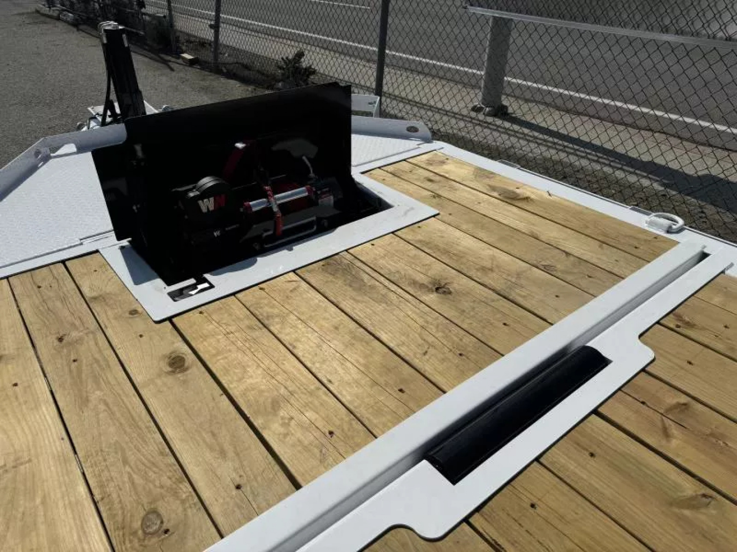 New 2025 Diamond C HDT 20' - 14.9K Equipment Tilt Trailer