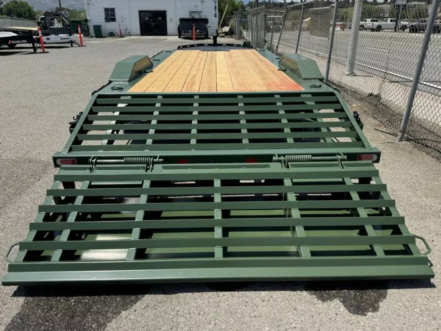 New 2025 Diamond C LPX 22' X-Ramp - 14.9K Equipment Trailer