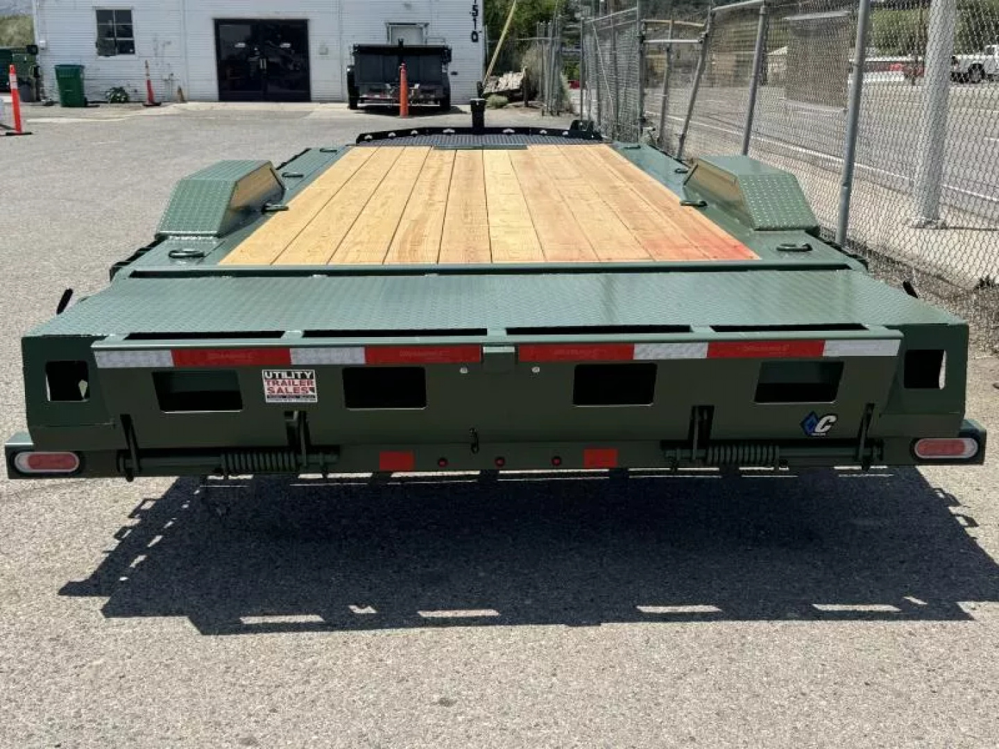 New 2025 Diamond C LPX 22' X-Ramp - 14.9K Equipment Trailer