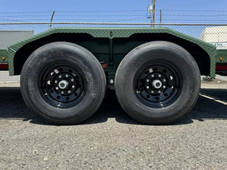 New 2025 Diamond C LPX 22' X-Ramp - 14.9K Equipment Trailer