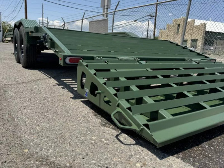 New 2025 Diamond C LPX 22' X-Ramp - 14.9K Equipment Trailer