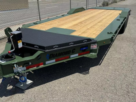 New 2025 Diamond C LPX 22' X-Ramp - 14.9K Equipment Trailer