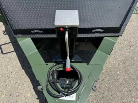 New 2025 Diamond C LPX 22' X-Ramp - 14.9K Equipment Trailer