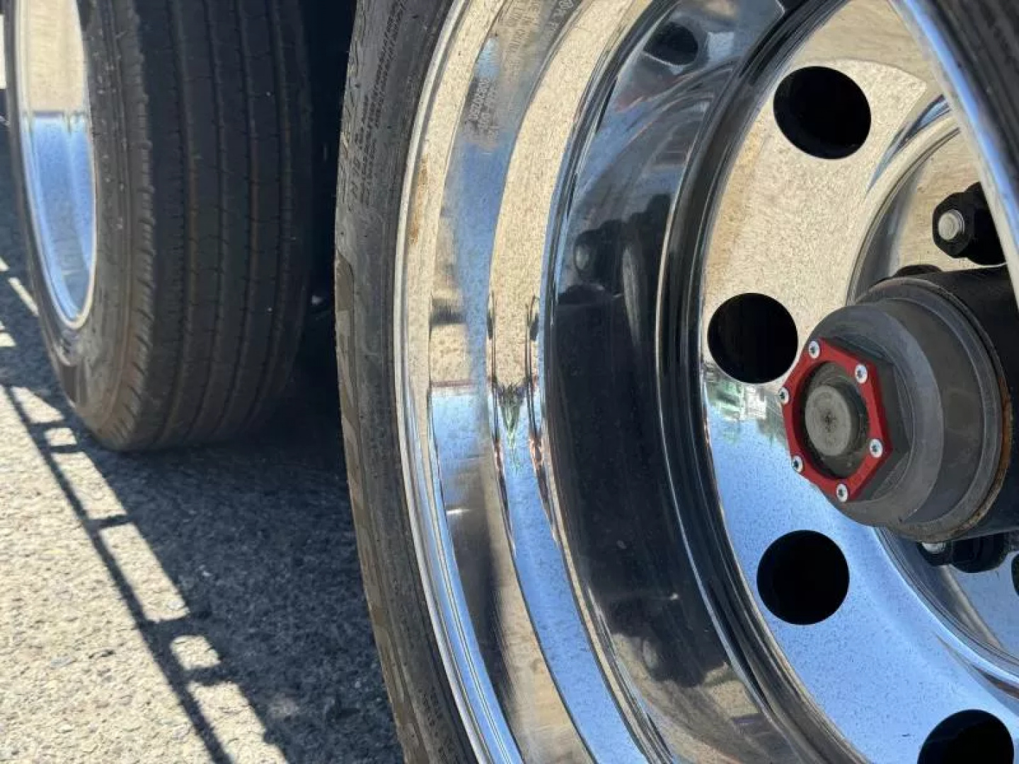 New 2025 Diamond C FMAX212 32' Pacesetter Edition - 25.9K Gooseneck Equipment Trailer