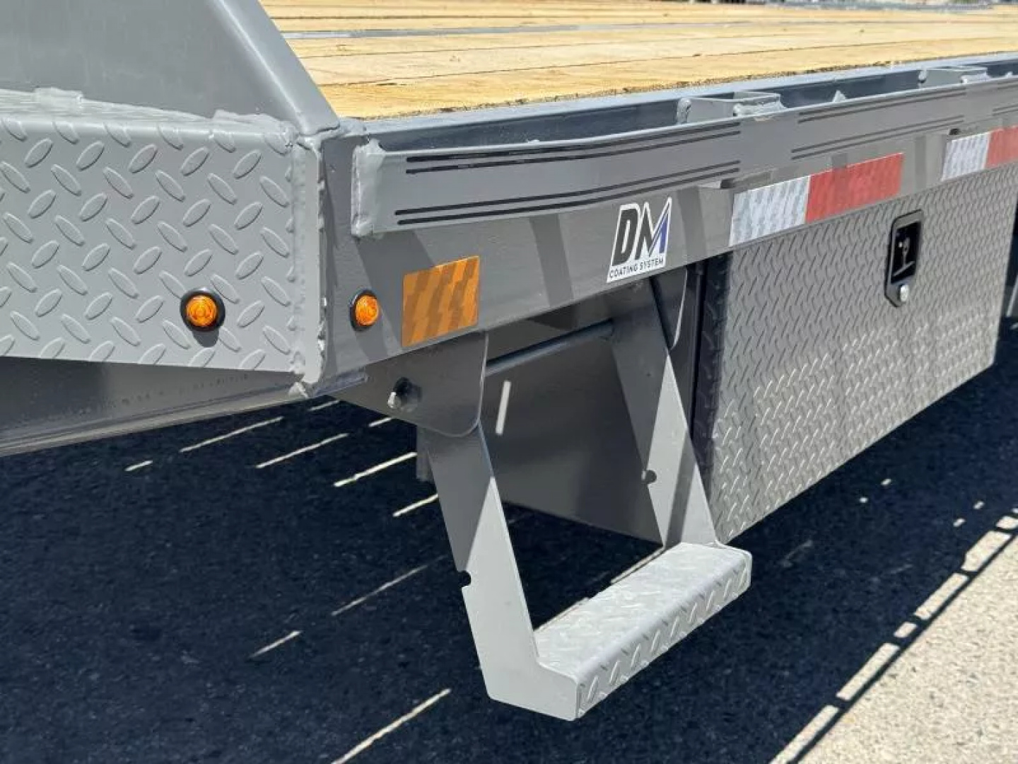 New 2025 Diamond C FMAX212 32' Pacesetter Edition - 25.9K Gooseneck Equipment Trailer