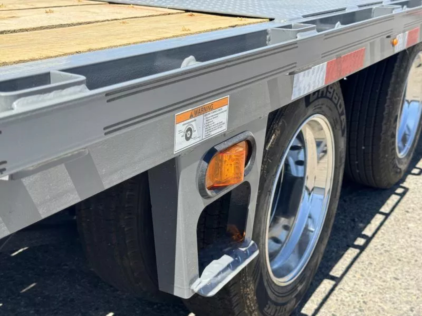 New 2025 Diamond C FMAX212 32' Pacesetter Edition - 25.9K Gooseneck Equipment Trailer