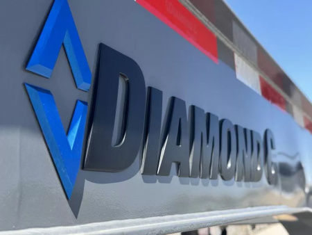 New 2025 Diamond C FMAX212 32' Pacesetter Edition - 25.9K Gooseneck Equipment Trailer