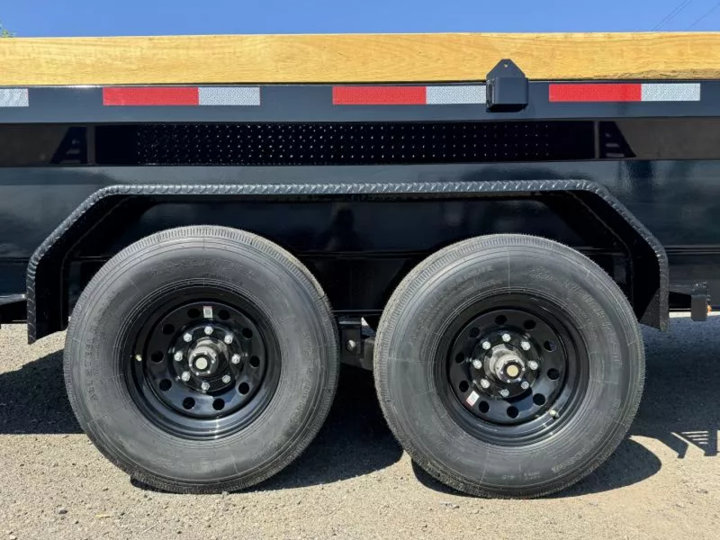 New 2025 Baseline HDU 16' - 16K Telescopic Dump Trailer