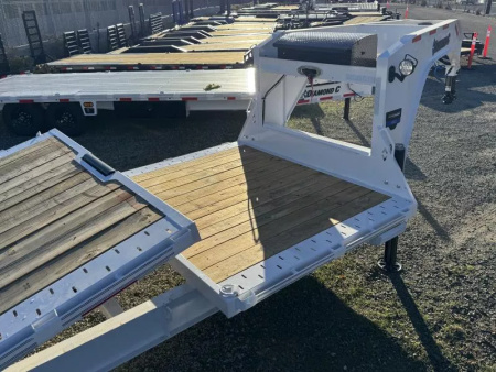 New 2026 Diamond C HXD-GN 24' - 23K Equipment Gooseneck Tilt Trailer