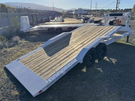 New 2026 Diamond C HXD-GN 24' - 23K Equipment Gooseneck Tilt Trailer