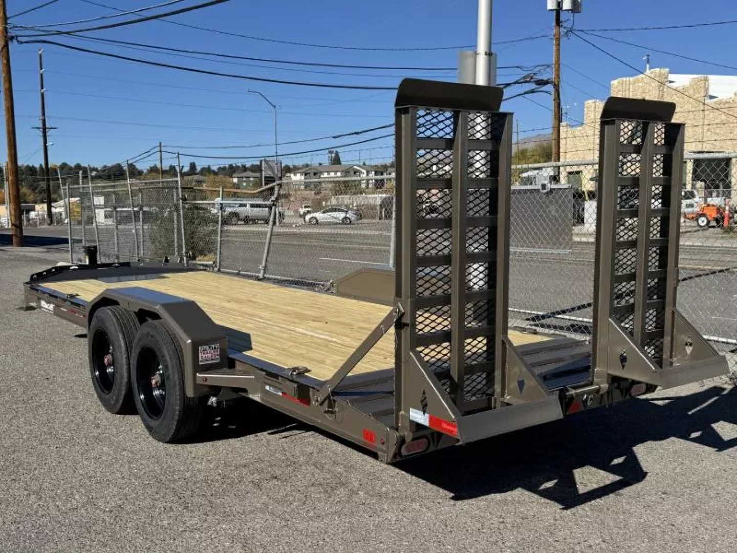 New 2026 Diamond C LPX 20' - 18K Equipment Trailer