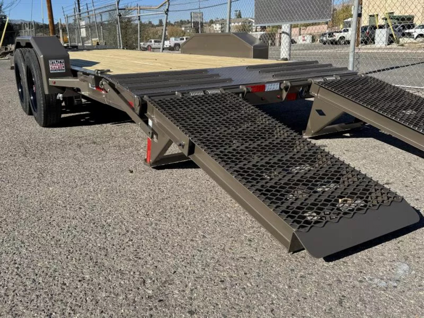 New 2026 Diamond C LPX 20' - 18K Equipment Trailer