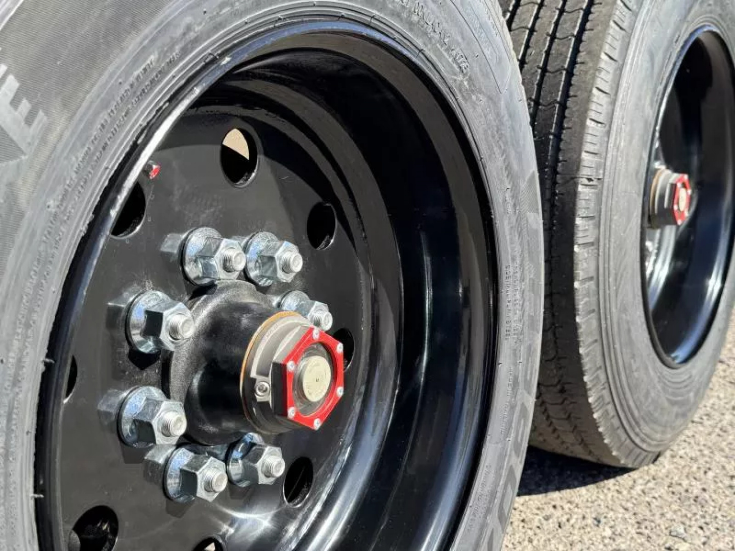 New 2026 Diamond C LPX 20' - 18K Equipment Trailer