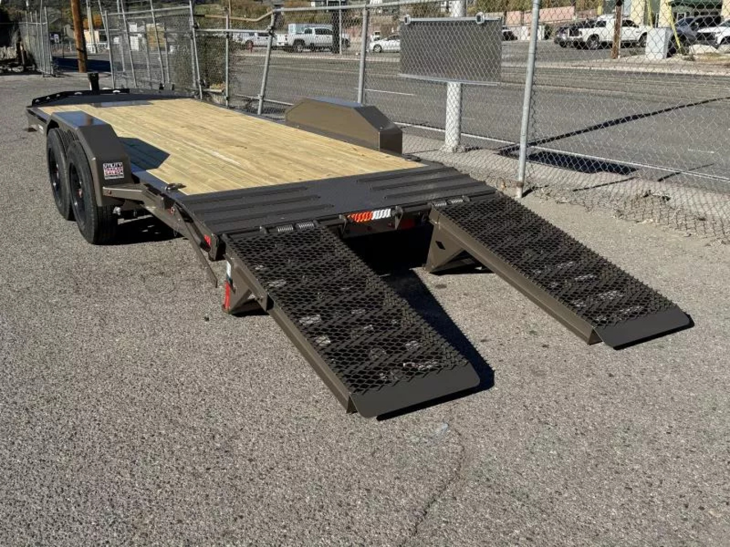 New 2026 Diamond C LPX 20' - 18K Equipment Trailer