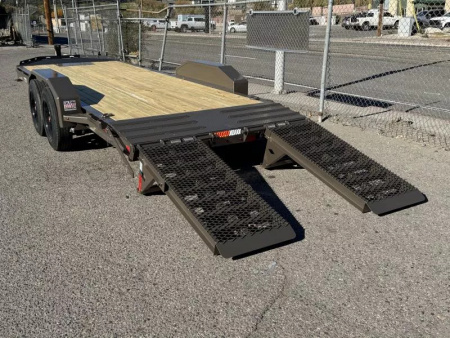 New 2026 Diamond C LPX 20' - 18K Equipment Trailer