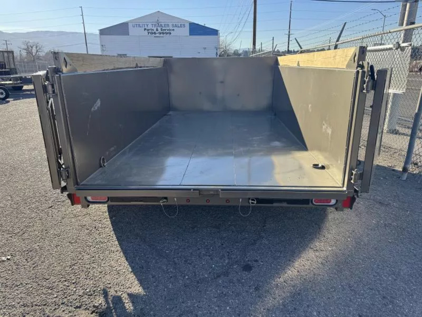 New 2026 Diamond C MDT 12' - 10K Telescopic Dump Trailer