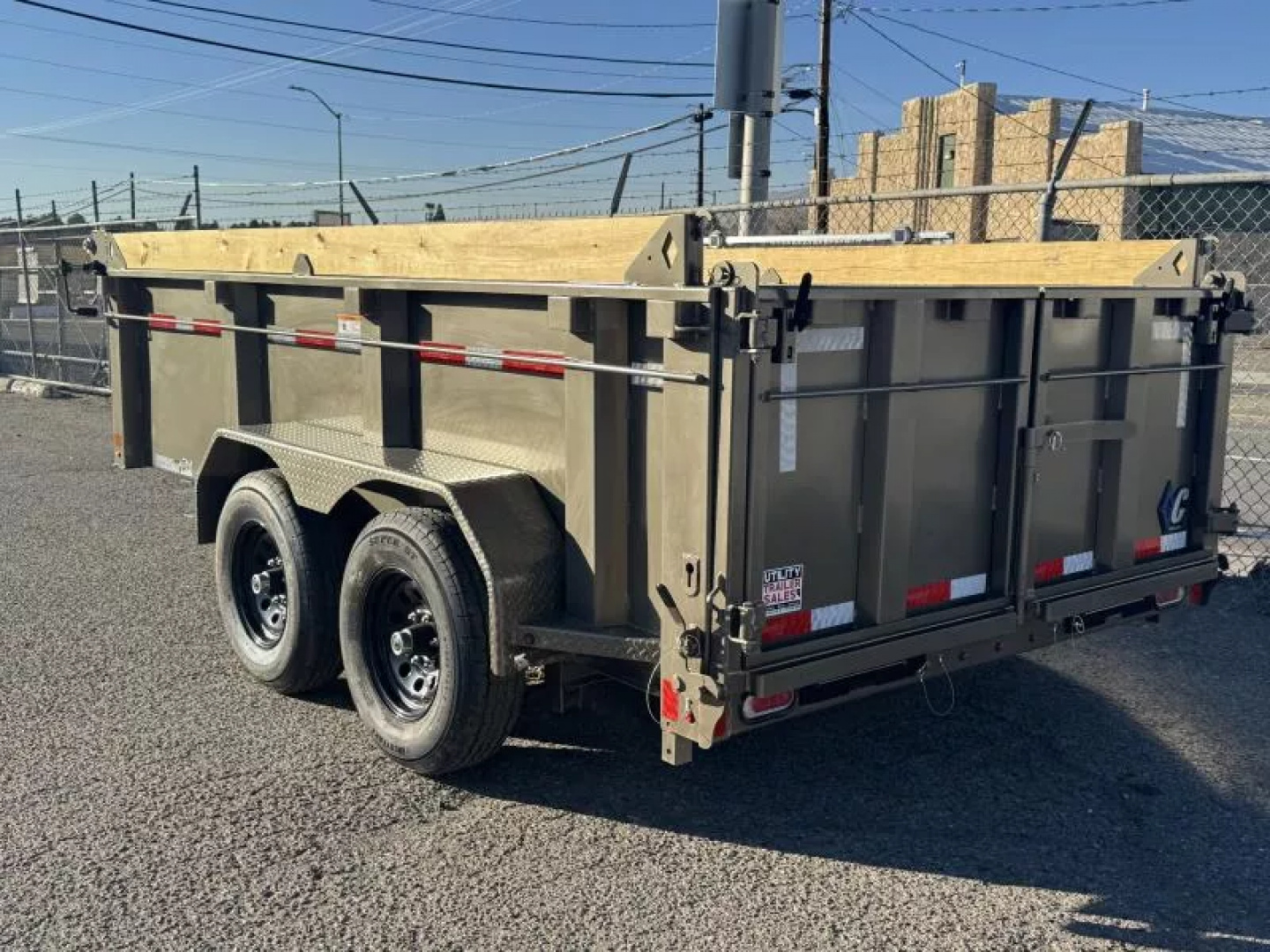 New 2026 Diamond C MDT 12' - 10K Telescopic Dump Trailer