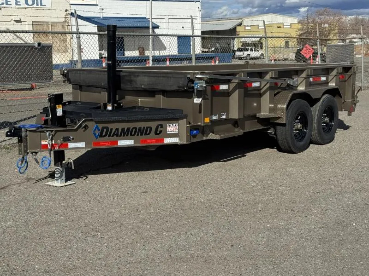 New 2026 Diamond C LPT 14' - 15.5K Telescopic Dump Trailer