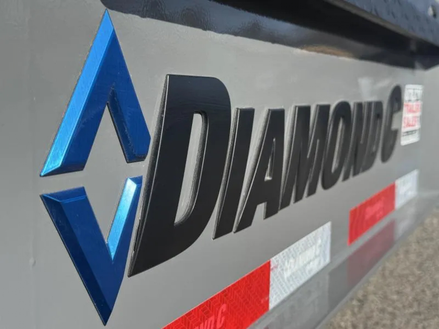 New 2026 Diamond C LPT 14' 7 GA. - 15.5K Telescopic Dump Trailer