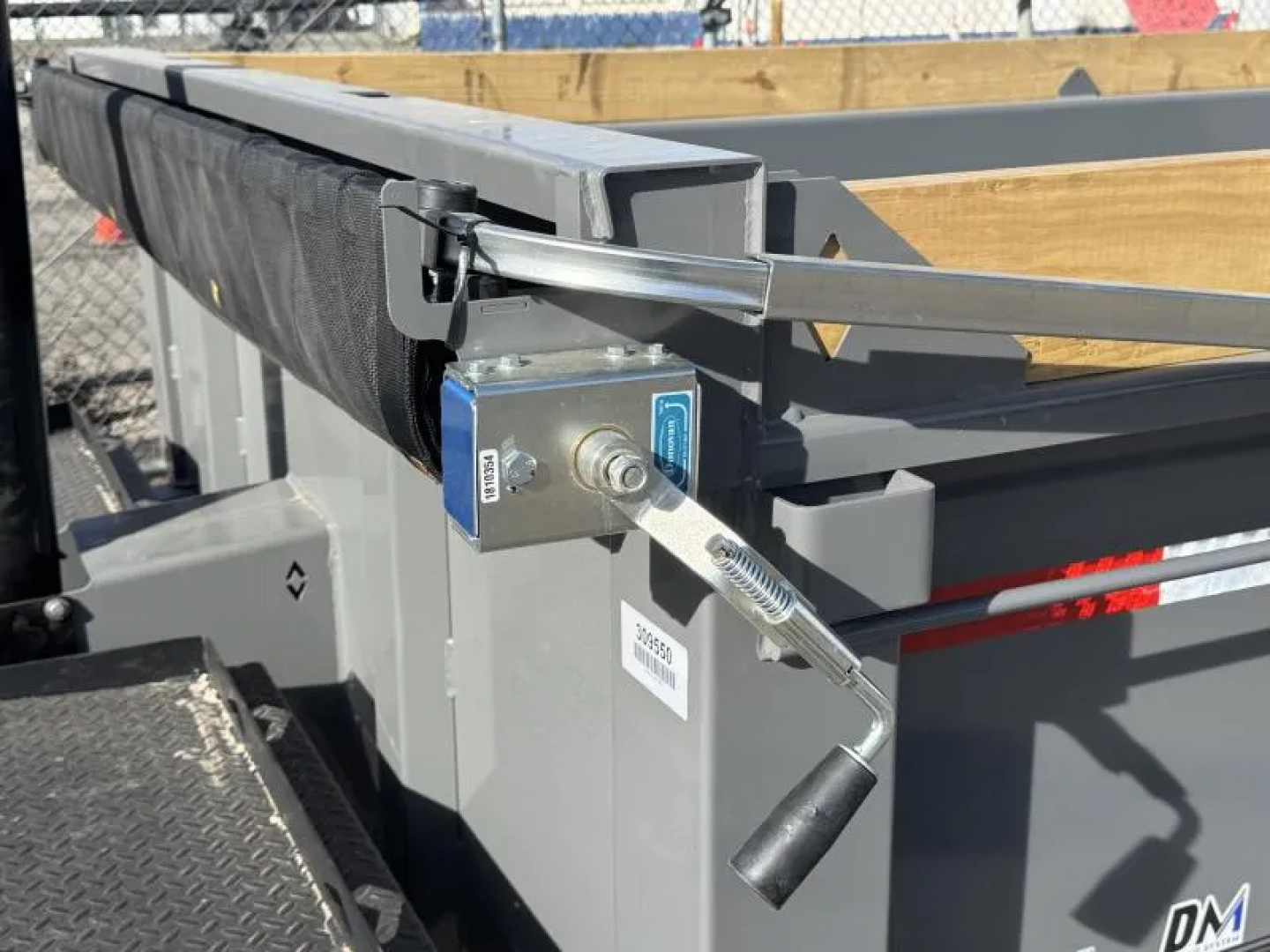 New 2026 Diamond C LPT 14' 7 GA. - 15.5K Telescopic Dump Trailer