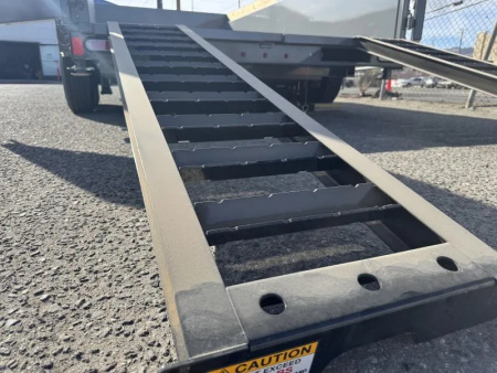 New 2026 Diamond C LPT 14' 7 GA. - 15.5K Telescopic Dump Trailer