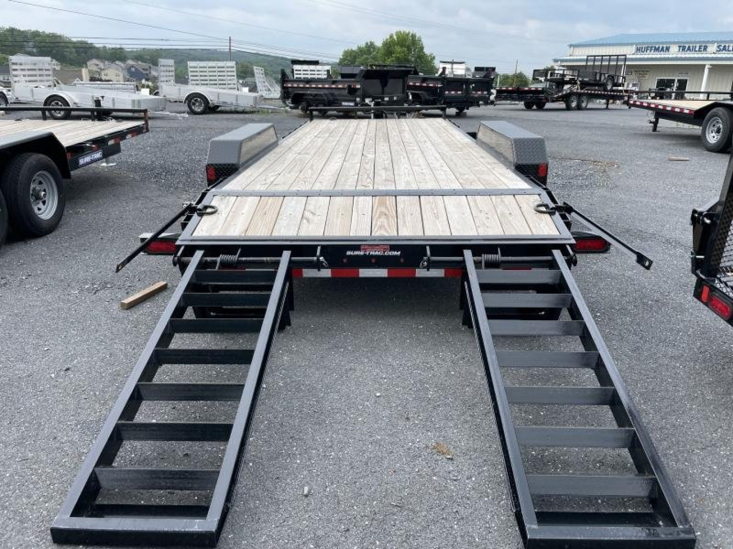 New 2023 Sure-Trac 18+2 16K Equipment Trailer