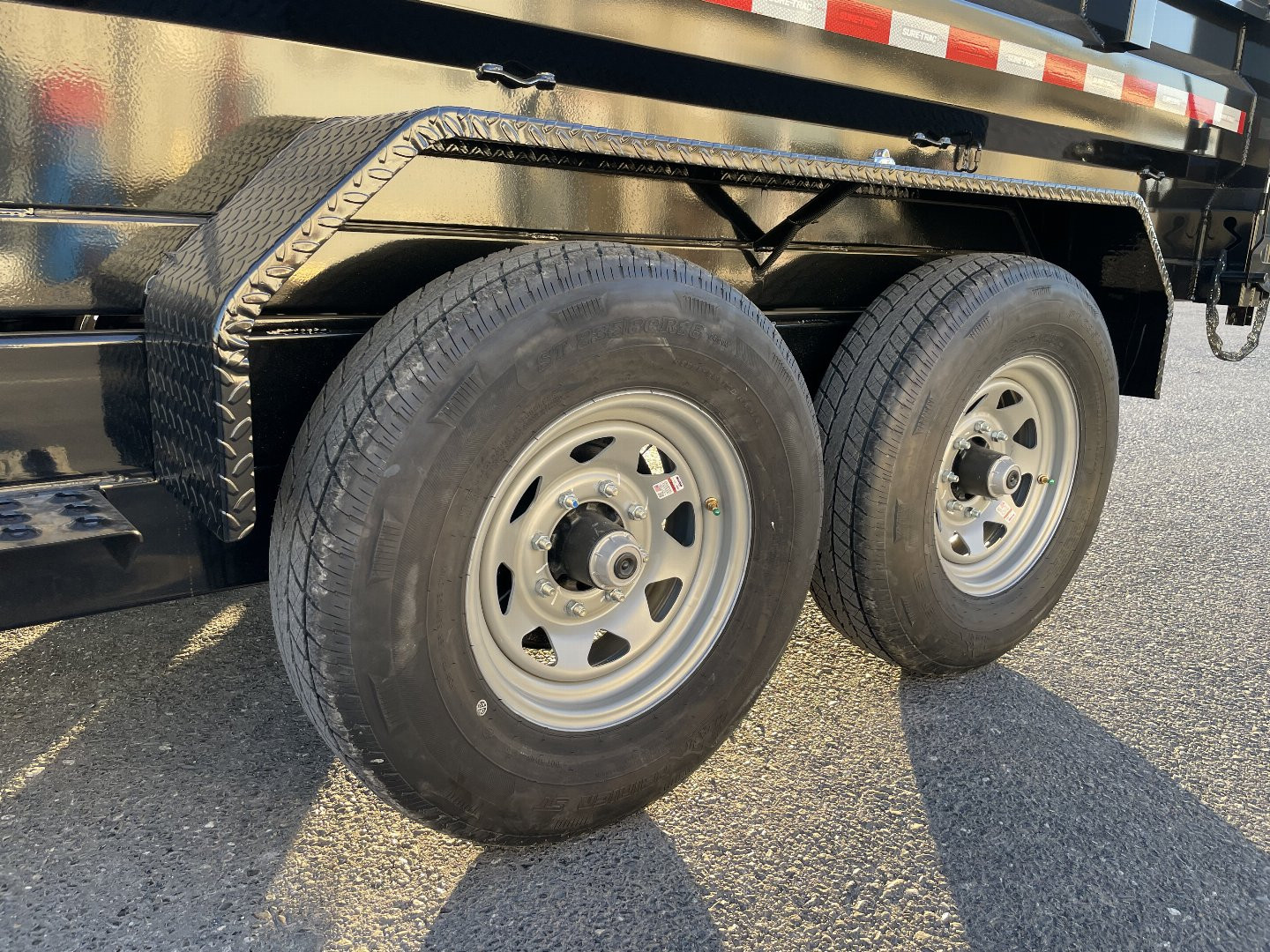 New 2024 Sure-Trac 7X16 Gooseneck Dump Trailer