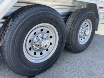 New Featherlite 8107-6'7"x16'x6'6" Aluminum Bumper Pull Stock Trailer