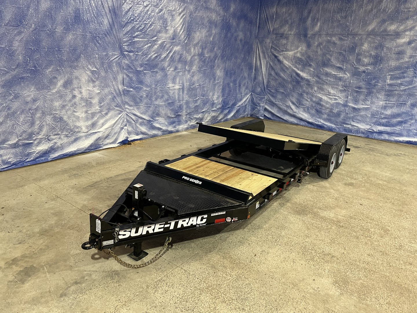 New 2024 SURE-TRAC 7X18+4 Pro Series Tilt Equipment Trailer