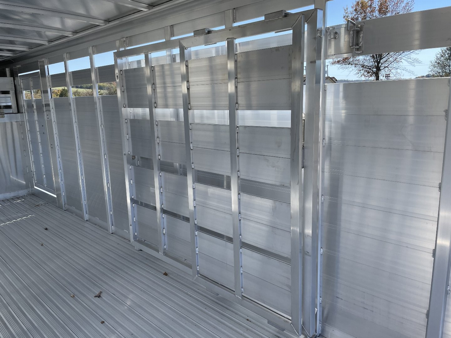 New Featherlite Trailers 8117-6'7"X20' Stock Trailer