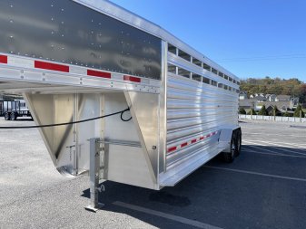 New Featherlite Trailers 8117-6'7"X20' Stock Trailer
