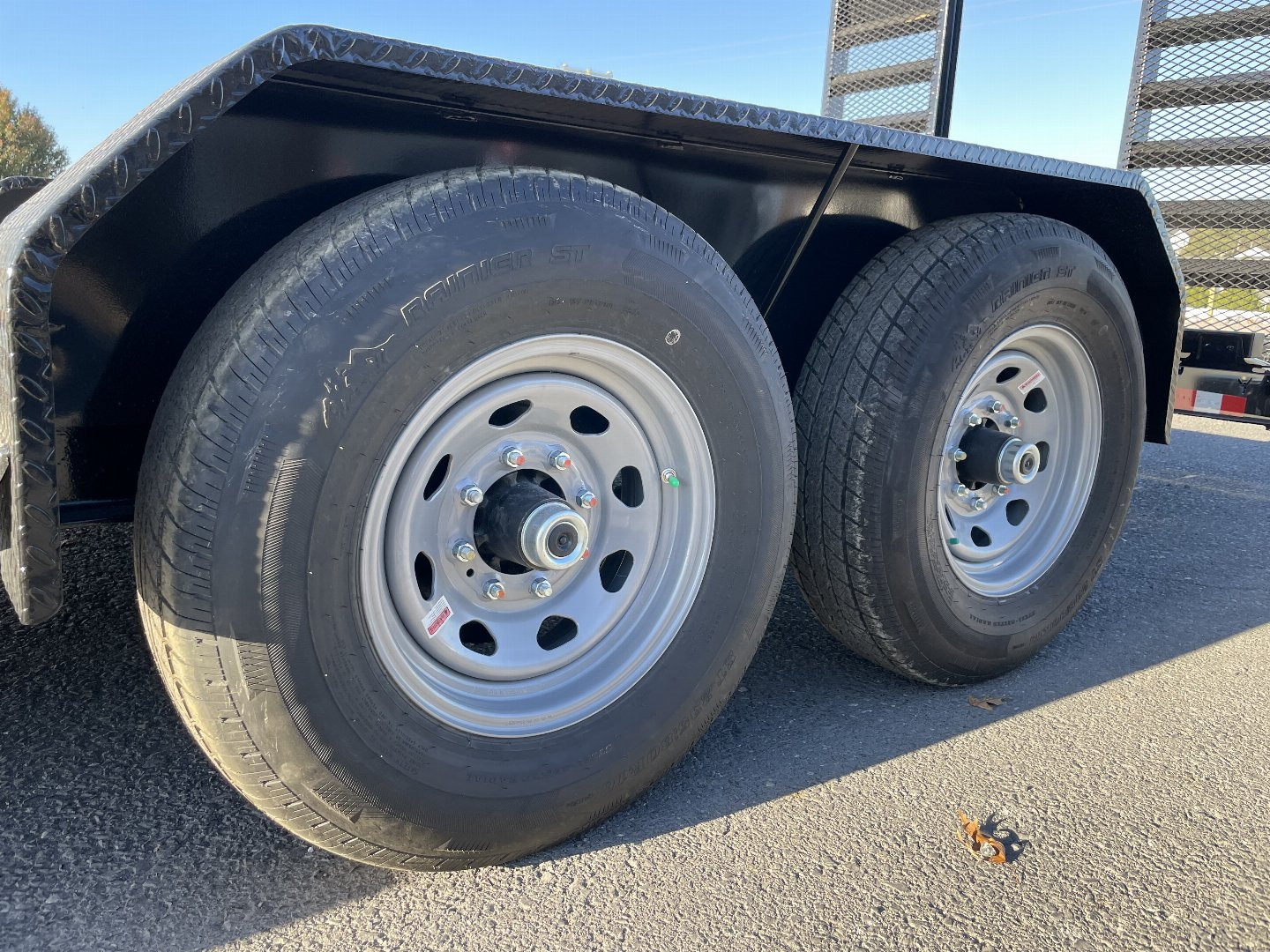 New 2025 Sure-Trac 82"x15+3 Pro Series Equipment Trailer