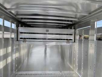 New 2025 Featherlite 8127- 7'6"x24'x6'6" Livestock Trailer