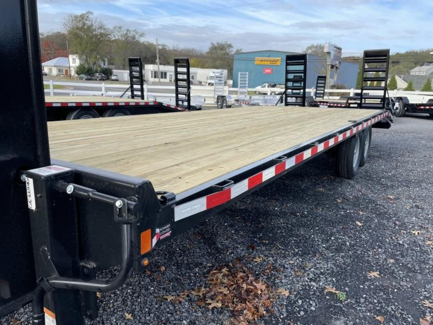 New 2025 Sure-Trac 20+4 Deckover Gooseneck Equipment Trailer