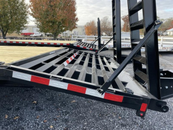 New 2025 Sure-Trac 20+4 Deckover Gooseneck Equipment Trailer