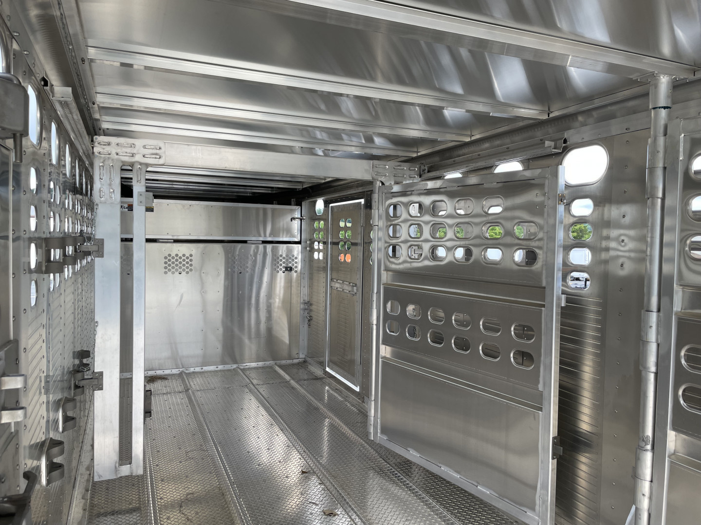 New 2026 Wilson Trailer Company 7'3"x26'x6'8" Stock / Stock Combo Trailer