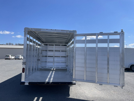 New FEATHERLITE 8117-6720 Stock Trailer