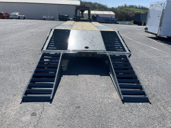 New 2025 Behnke 21+5 Deckover Gooseneck 20k Equipment Trailer